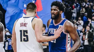 Los Sixers se mantuvieron invictos como dueños de casa gracias a Embiid