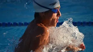 Mariano Lazzerini estableció nuevo récord nacional de natación en 100 metros estilo pecho