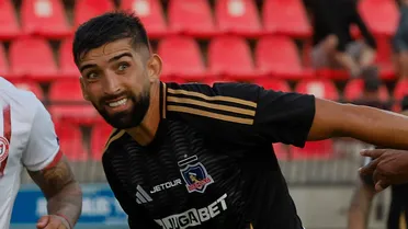 Emiliano Amor está preocupado por los pocos partidos de Colo Colo de cara al debut en la Libertadores