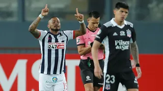 Wilmer Aguirre amargó a Colo Colo en el inicio del segundo tiempo con el empate para Alianza