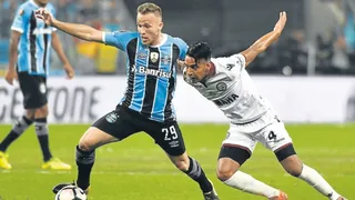 Medio brasileño reveló acuerdo entre Gremio y Barcelona por traspaso de Arthur