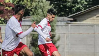 Hinchas de Valdivia exhibieron la precariedad en las entradas vendidas por el club