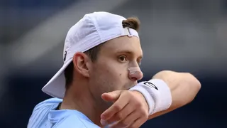 Nicolás Jarry vio frenada su gran semana en Gstaad por un terco Albert Ramos Viñolas