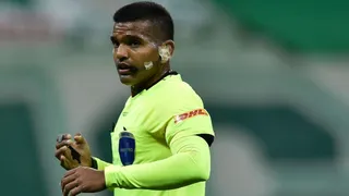 Conmebol designó a árbitro venezolano para el duelo entre Colo Colo y River por Copa Libertadores