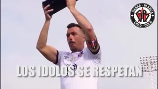 Garra Blanca anunció “protesta monumental” por la salida de históricos y advirtió: “Los ídolos se respetan”