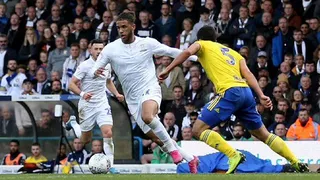Leeds United de Marcelo Bielsa festejó su centenario con un triunfo