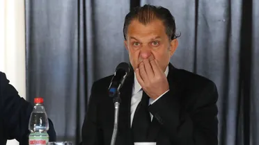 Aníbal Mosa da la cara en Colo Colo: responde a acusaciones de manipular estados financieros en Blanco y Negro