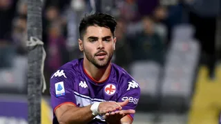 Inter de Milán no cedió terreno en la disputa por el liderato de la Serie A al vencer a Fiorentina