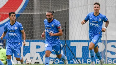 Una acrobacia deja a San Marcos a un punto del líder de la Primera B