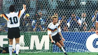 Campeón del mundo con Alemania en 1990 ahora trabaja haciendo aseo