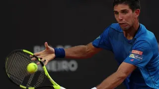 Leonardo Mayer y Federico Delbonis superaron la primera ronda en Sao Paulo