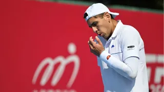 Alejandro Tabilo es frenado en su debut en el cuadro principal en Hong Kong