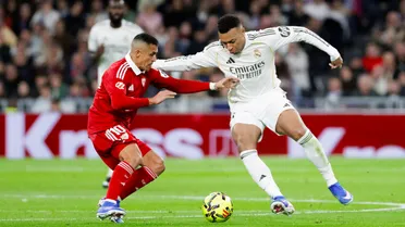 Alexis Sánchez se rebeló en el Bernabéu, pero una muralla le negó la hazaña
