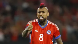 Arturo Vidal se sometió a exámenes médicos y se acerca a Colo Colo
