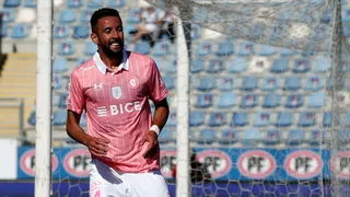 Mauricio Isla: La cancha no estaba muy buena para jugar a lo que queremos siempre