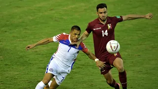La Roja sucumbió inesperadamente ante la efectividad de Venezuela en Caracas