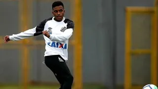 Santos le pidió a Real Madrid la permanencia del delantero Rodrygo hasta fines del 2019