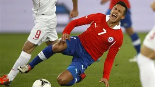 Alexis Sánchez sufrió esguince en su tobillo derecho