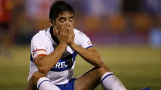 Cristián Alvarez quedó al margen del cruce entre la UC y Unión Española por lesión muscular