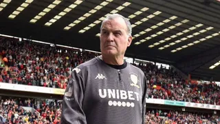 Marcelo Bielsa fue premiado por ONG que promueve los valores éticos en el deporte