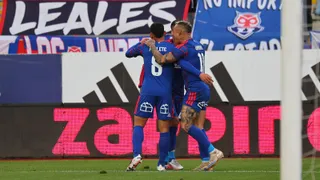 Universidad de Chile recibirá a Everton en Rancagua: el partido del lunes 26 se adelanta a las 18:00 horas