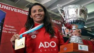 Denisse van Lamoen se retira como la mejor arquera nacional de todos los tiempos