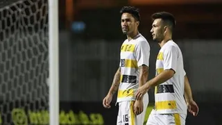 Mediocampo de lujo: Palestino quiere juntar a Jiménez con Villanueva