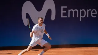 Pedro Martínez dio la sorpresa ante Arthur Fils y se instaló en semis del Chile Open