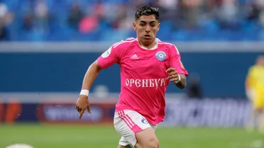 Jordhy Thompson reaparece tras castigo y vuelve a sumar minutos en la Premier rusa