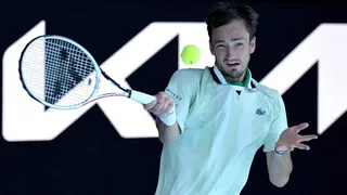 Daniil Medvedev superó la resistencia de Maxime Cressy y avanzó a cuartos en Australia